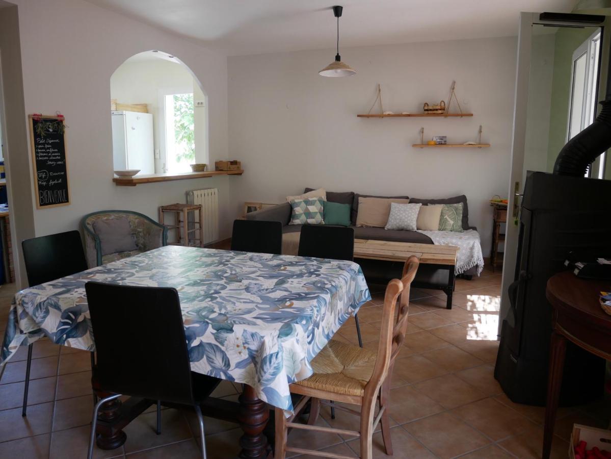 Nature Hostel Ла-Сьота Экстерьер фото