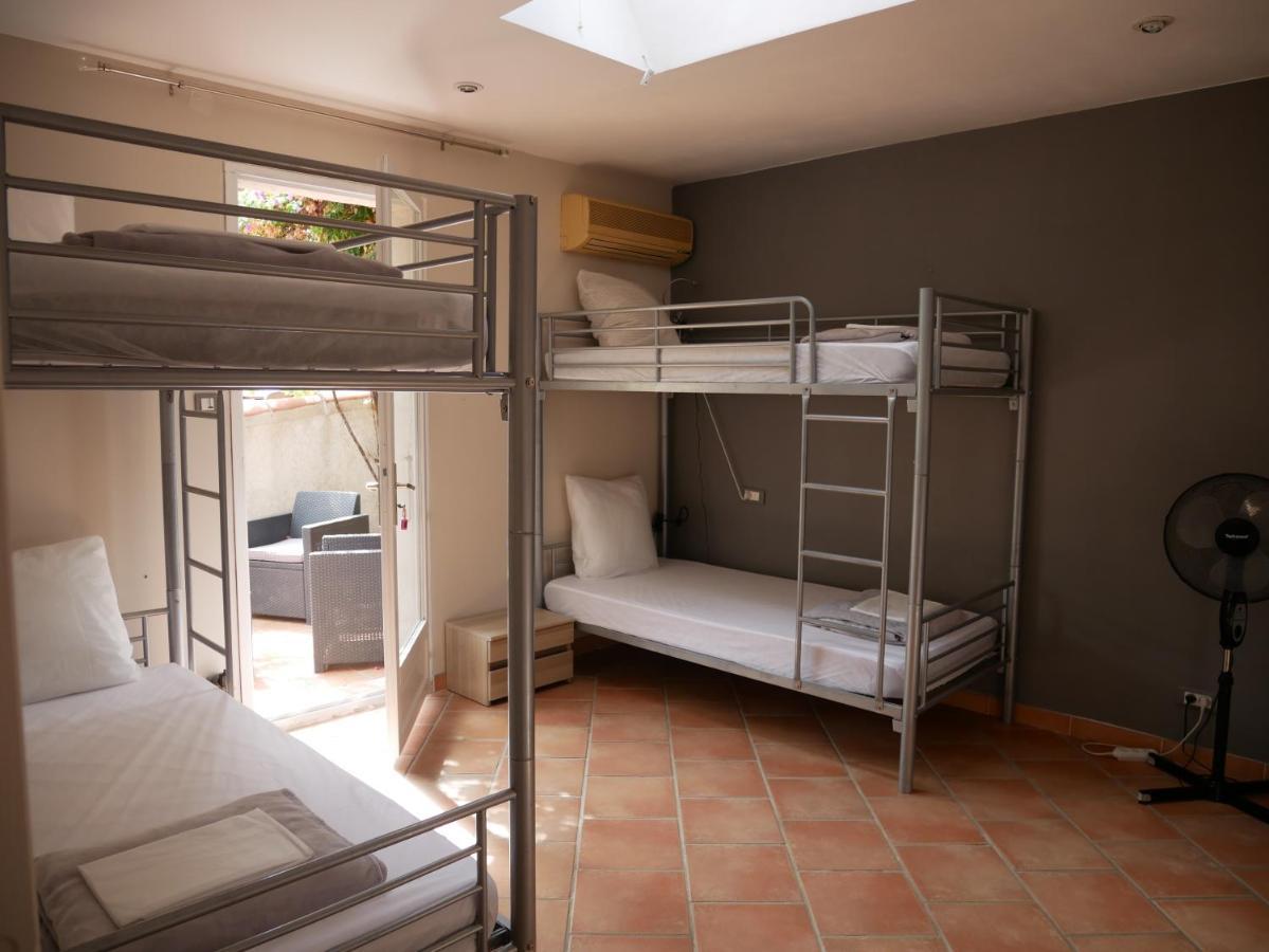 Nature Hostel Ла-Сьота Экстерьер фото